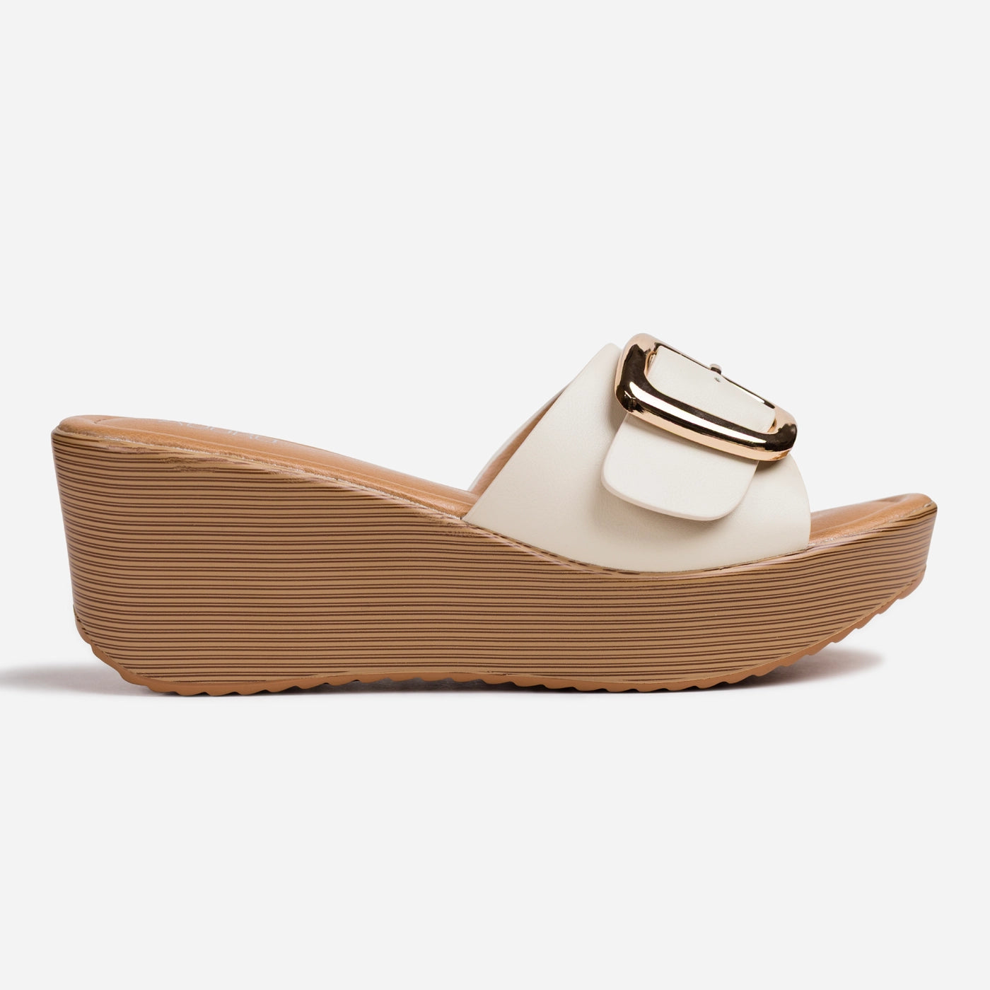 Buckle Wedges