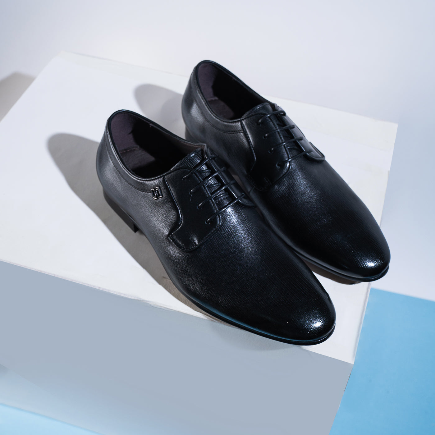 Lace Derby