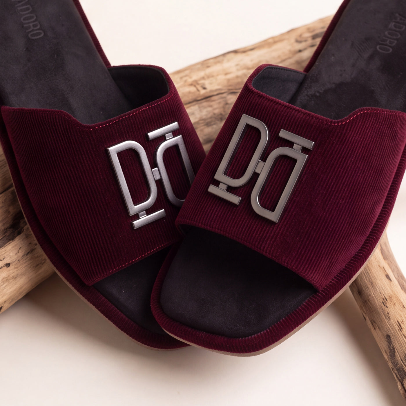 Velvet Logo
