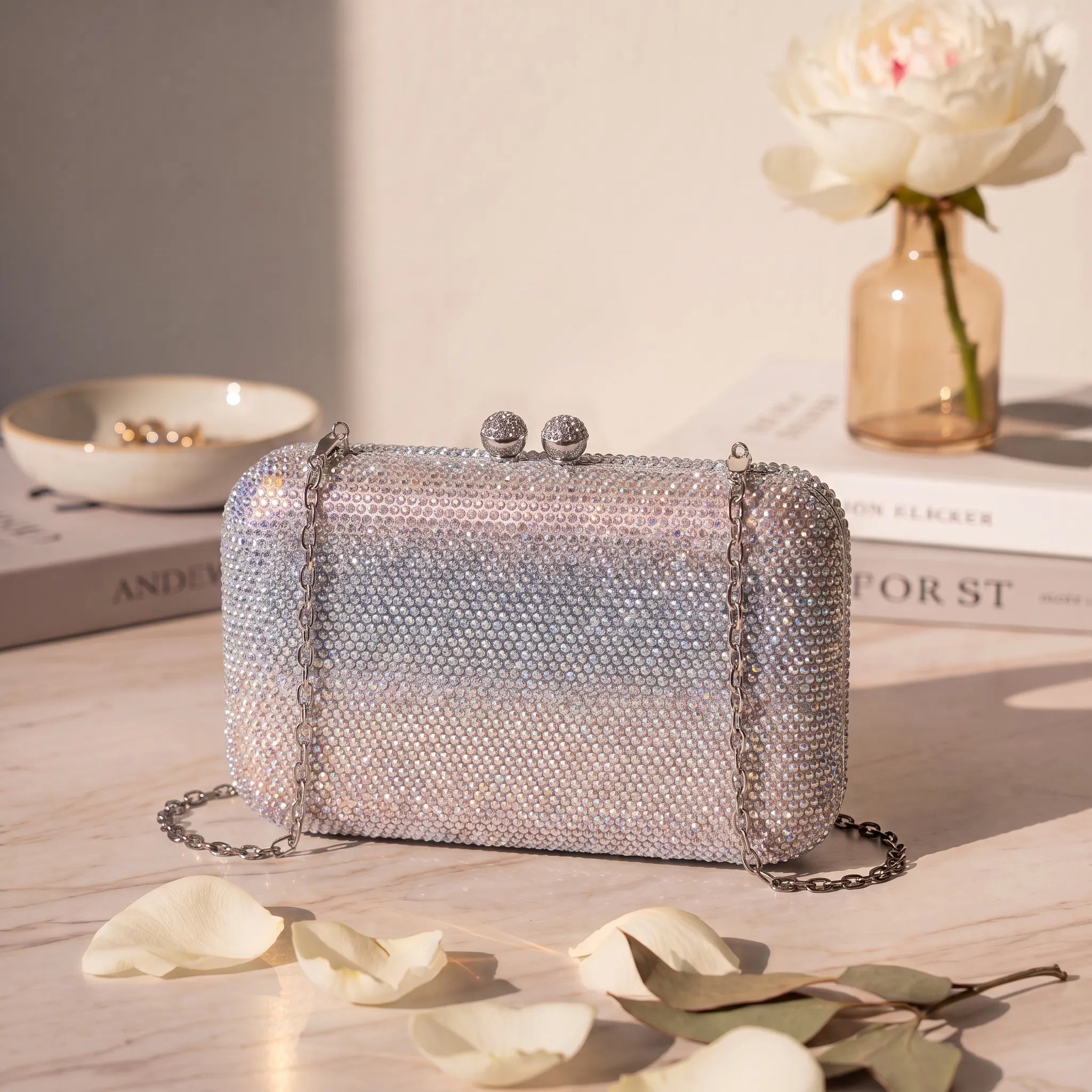 Dainty Gleam