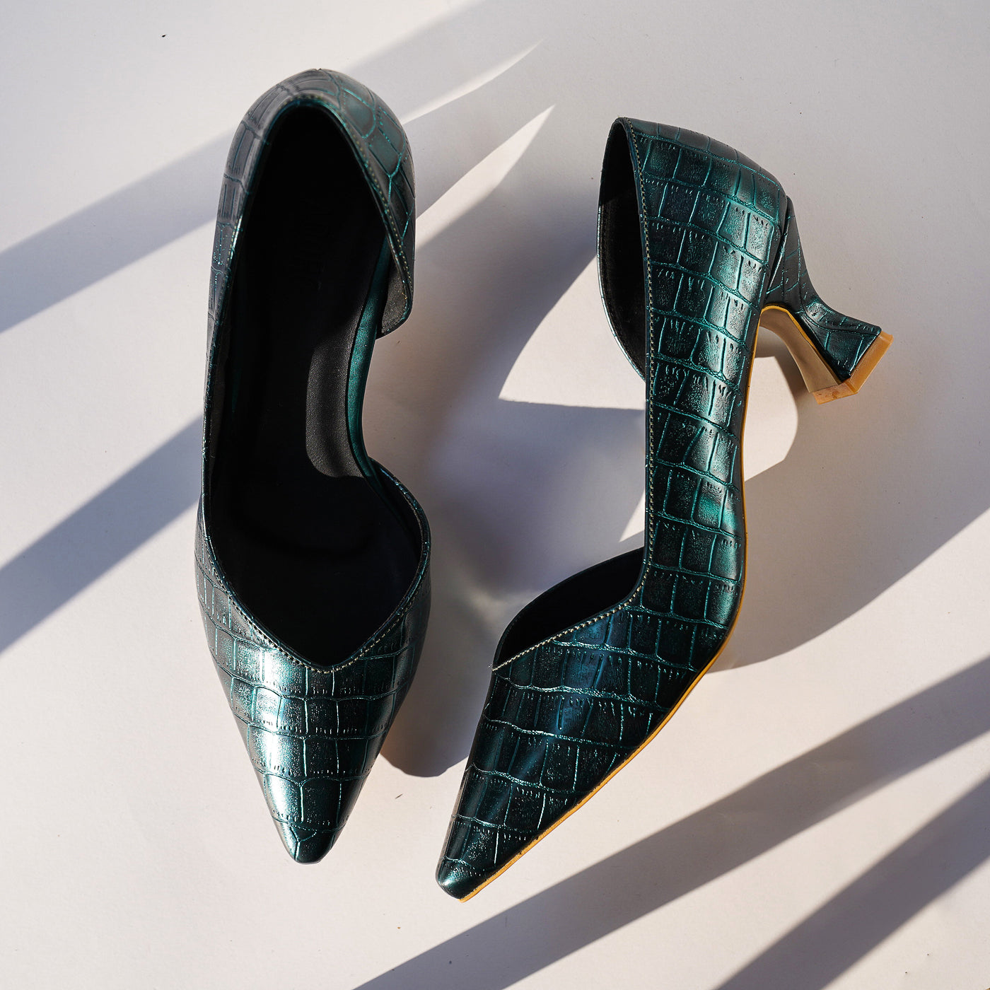 Croc Gleam