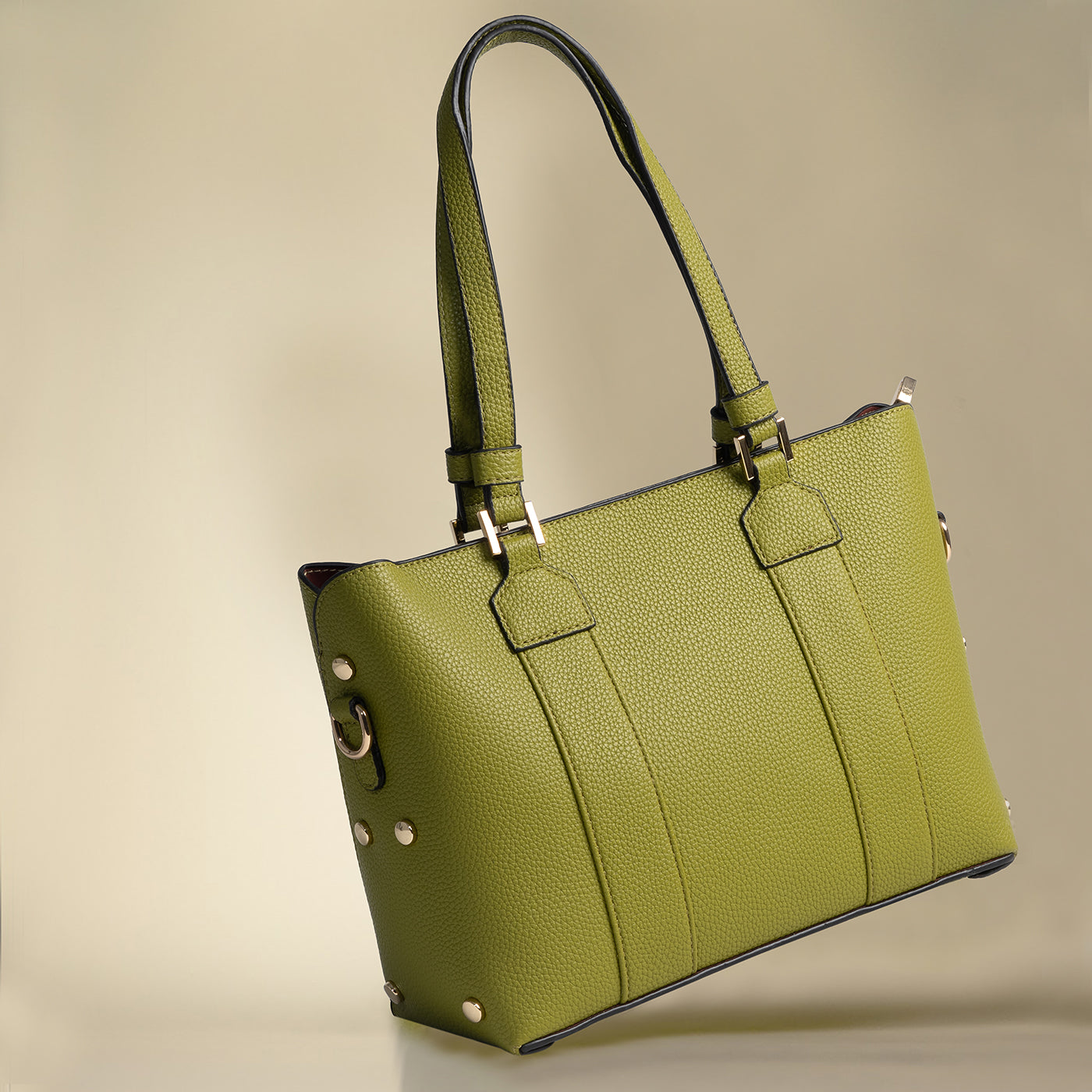 Marcca Shoulder
