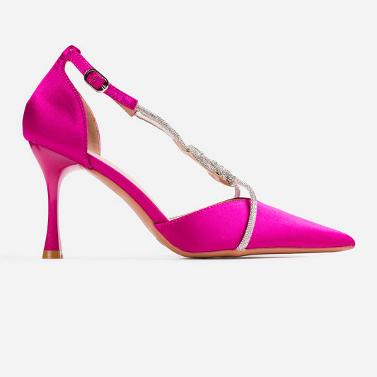 Silk Glam Knot Pump