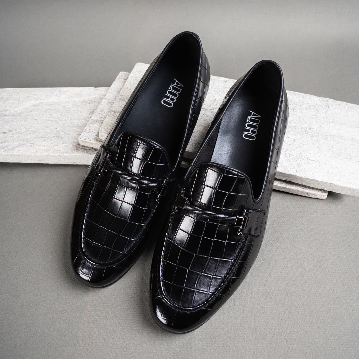 Twisted Saddle Loafer